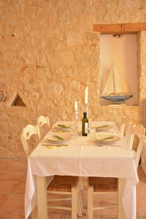 Olive Coast Suites Palekastro Extérieur photo
